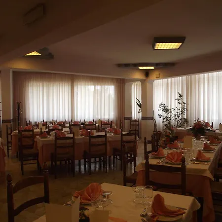 Hotel Ristorante Mosaici 2*